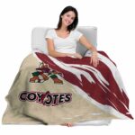 arizona coyotes brushstrokes red white blanket latest model
