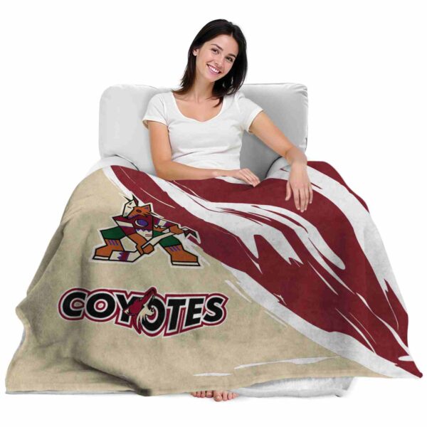 arizona coyotes brushstrokes red white blanket latest model