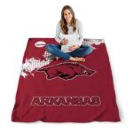 arkansas razorbacks grunge texture red blanket best selling