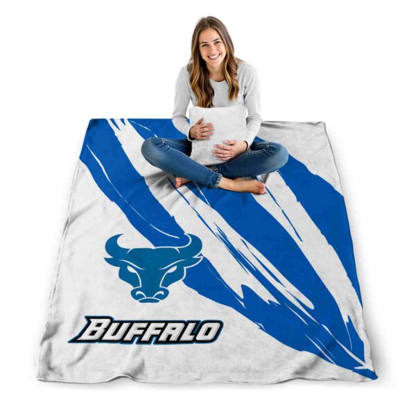 buffalo bulls brushstrokes royal blue white blanket high quality