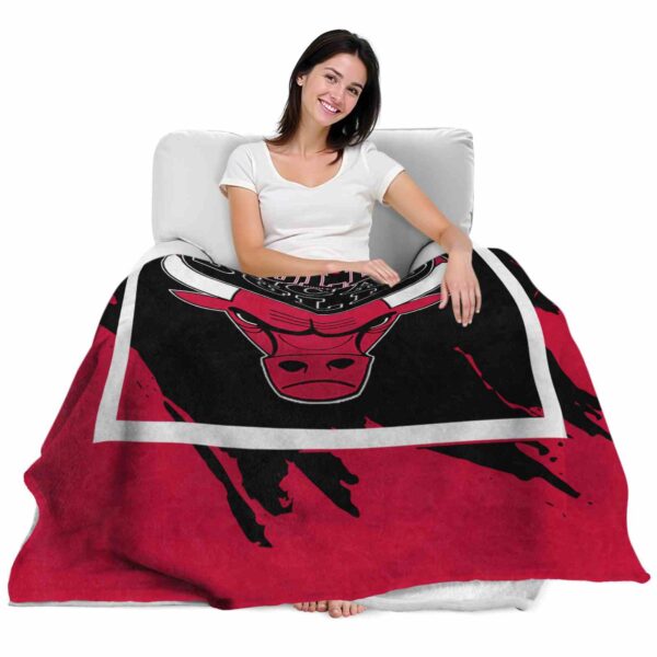 chicago bulls splatter effect red blanket latest model