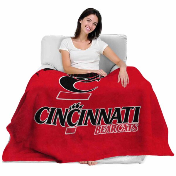cincinnati bearcats grunge texture red blanket latest model