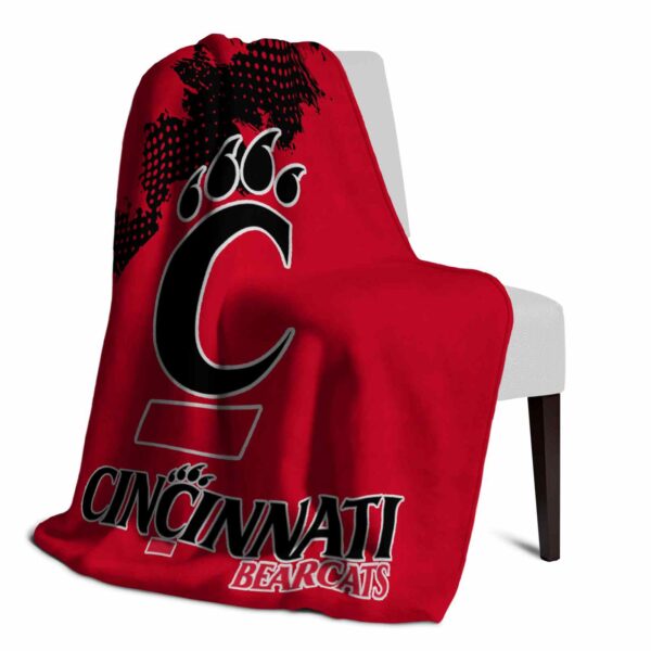 cincinnati bearcats grunge texture red blanket top rated