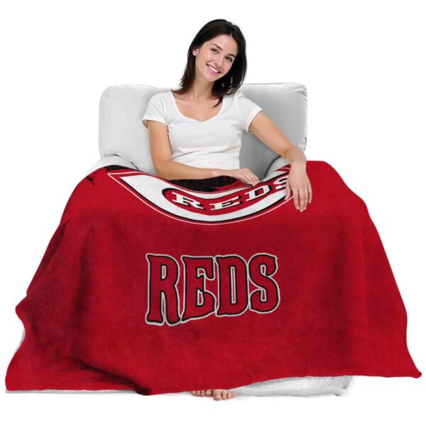 cincinnati reds grunge texture red blanket latest model