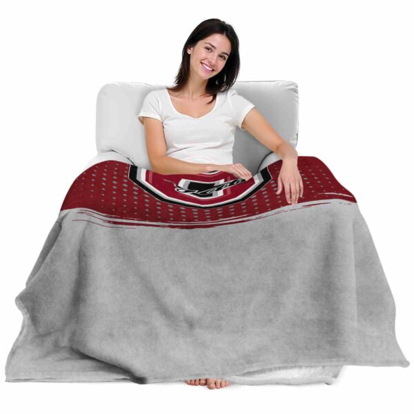 colgate raiders gradient dots maroon blanket latest model