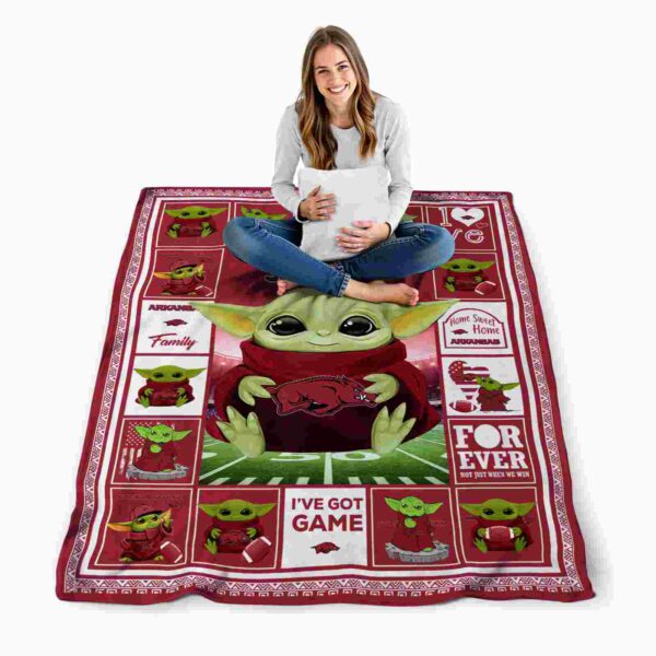 custom arkansas razorbacks baby yoda red blanket high quality