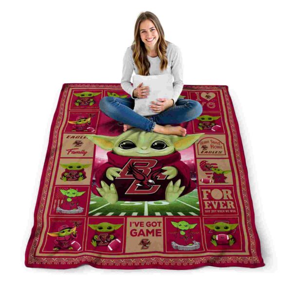 custom boston college eagles baby yoda maroon blanket high quality