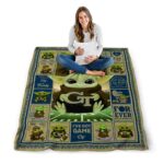 custom georgia tech yellow jackets baby yoda gold blanket best selling