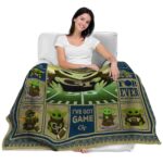 custom georgia tech yellow jackets baby yoda gold blanket best selling