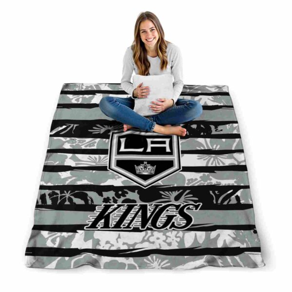 custom los angeles kings floral stripes black white blanket high quality