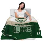 custom milwaukee bucks paint strokes green white blanket best selling