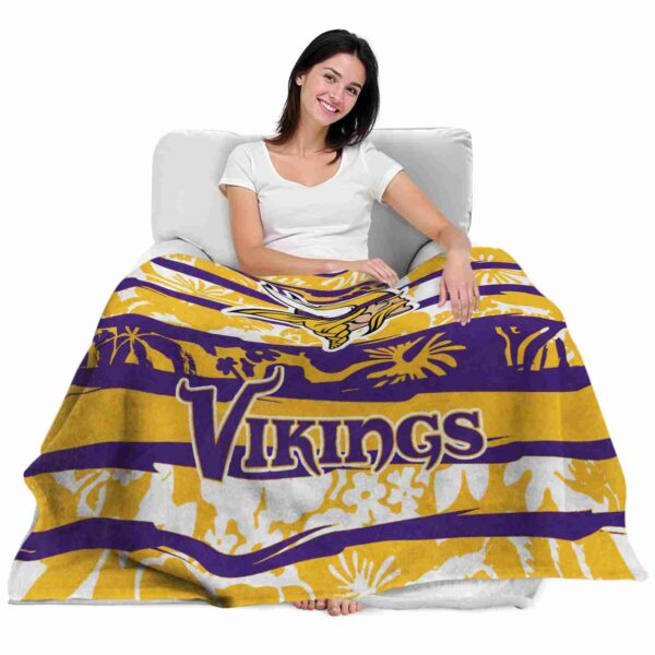 custom minnesota vikings floral stripes purple white blanket latest model