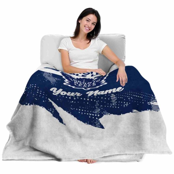 custom toronto maple leafs grunge streaks blue blanket latest model