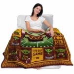 custom washington commanders baby yoda burgundy blanket best selling