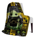 customized iowa hawkeyes baby yoda black blanket best selling