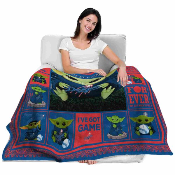 customized los angeles dodgers baby yoda blue blanket latest model
