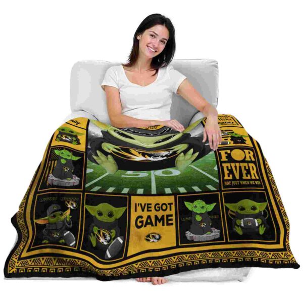 customized missouri tigers baby yoda black blanket latest model