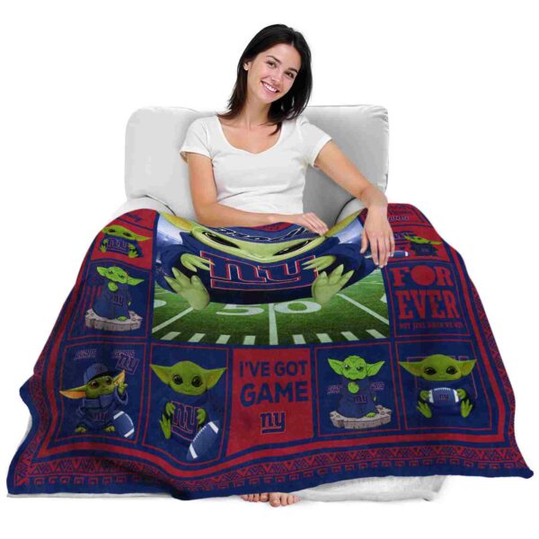 customized new york giants baby yoda blue blanket latest model