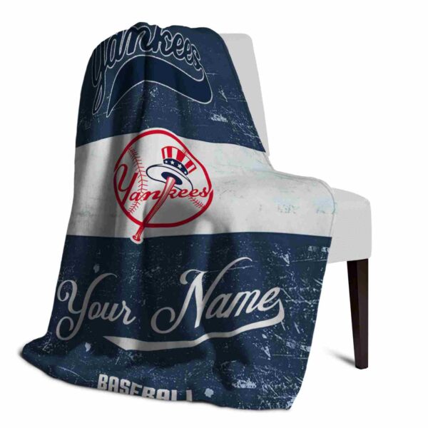 customized new york yankees grunge texture navy white blanket top rated