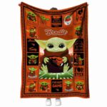 customized oregon state beavers baby yoda orange blanket best selling