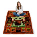 customized oregon state beavers baby yoda orange blanket best selling