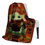 customized oregon state beavers baby yoda orange blanket best selling