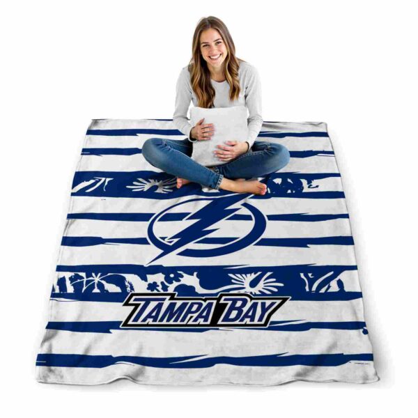 customized tampa bay lightning floral stripes blue white blanket high quality