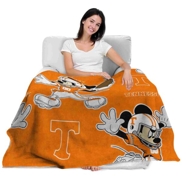 customized tennessee volunteers mickey orange blanket latest model