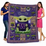 customized washington huskies baby yoda purple blanket best selling
