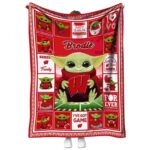 customized wisconsin badgers baby yoda red blanket best selling