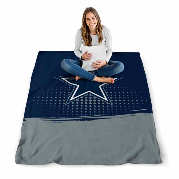dallas cowboys gradient dots blue blanket high quality