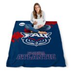 florida atlantic owls grunge texture blue blanket best selling