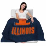 illinois fighting illini grunge texture blue blanket best selling