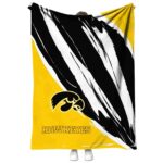 iowa hawkeyes brushstrokes black white blanket best selling
