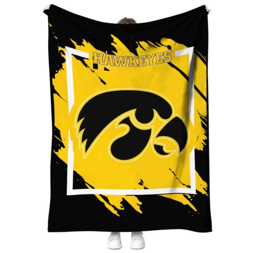 iowa hawkeyes splatter effect black blanket best selling