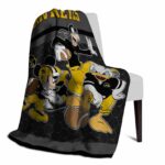 iowa hawkeyes three musketeers black blanket best selling