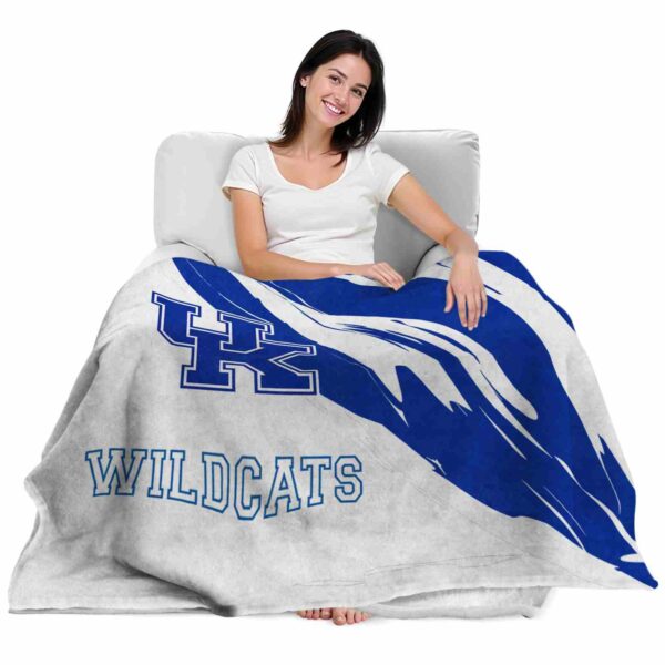 kentucky wildcats brushstrokes blue white blanket latest model