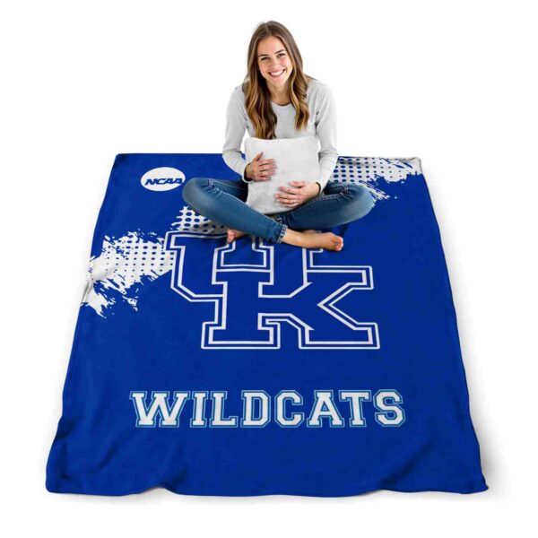 kentucky wildcats grunge texture blue blanket high quality