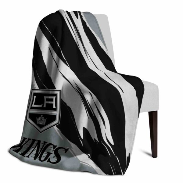 los angeles kings brushstrokes black white blanket top rated