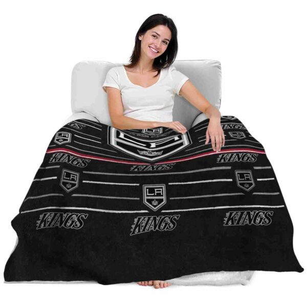 los angeles kings striped pattern black blanket latest model