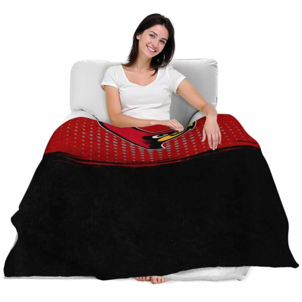 louisville cardinals gradient dots red blanket latest model