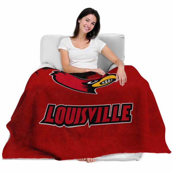 louisville cardinals grunge texture red blanket latest model