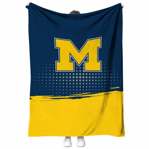michigan wolverines gradient dots blue blanket best selling