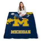 michigan wolverines grunge texture blue blanket best selling