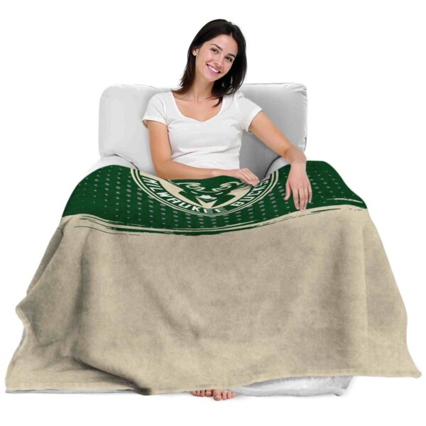 milwaukee bucks gradient dots green blanket latest model