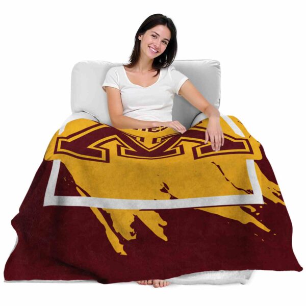 minnesota golden gophers splatter effect maroon blanket latest model