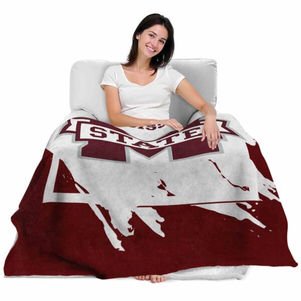 mississippi state bulldogs splatter effect maroon blanket latest model