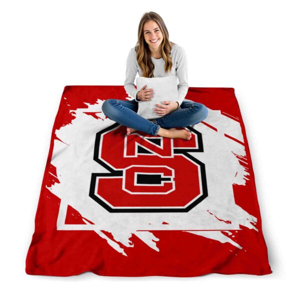 nc state wolfpack splatter effect red blanket high quality
