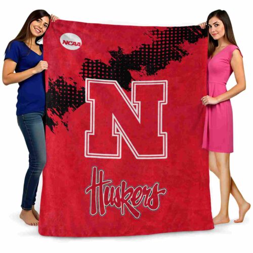 nebraska cornhuskers grunge texture red blanket fashion forward