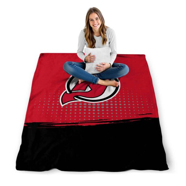 new jersey devils gradient dots red blanket high quality